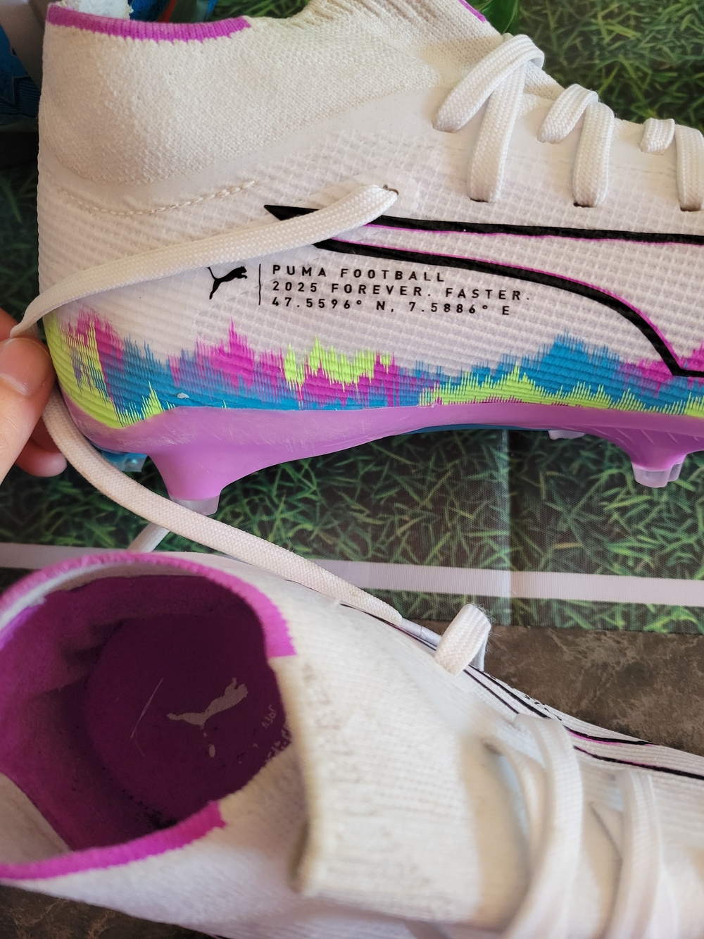 Puma Womens Soccer Cleats Size 6 - Picture 5 of 10